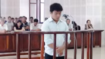 Những cú lừa ngoạn mục của một vị ‘phó giám đốc’