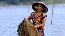 Những nữ ngư phủ bước qua 'lời nguyền'