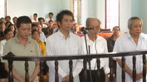 Y án 2 bị cáo lừa bán thiên thạch