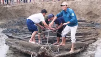 Trục vớt con tàu bị vùi lấp trên biển hơn 70 năm