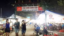 Tranh nơi bán hàng chợ đêm, tiểu thương đâm chết người
