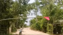 Vì ATGT dân lập rào chắn ngăn chặn "hung thần" xe tải