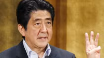 Thủ tướng Nhật Bản Shinzo Abe: Những mũi tên mới
