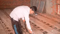 Cả làng khóc vì... rắn