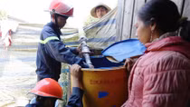 Cảnh sát PCCC cung cấp nước sinh hoạt cho vùng khô hạn
