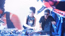Phía sau cơn sốt DJ