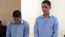 Va chạm giao thông rồi xông vào đánh công an