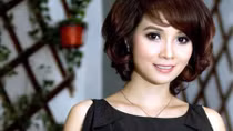 "Ngọn nến" Mai Thu Huyền