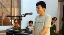 "Nổ" là cán bộ pháp y, lừa tiền tỷ