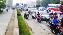 Di dời bến xe Lương Yên: Không thể duy trì mãi một bến xe tạm giữa Thủ đô