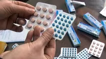 Bán thuốc kích dục rởm tại cửa khẩu Tân Thanh