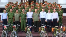 Tặng 300 xe đạp chuyên dụng cho CSKV TP.Cần Thơ