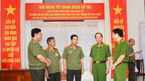 Thứ trưởng Lê Quý Vương kiểm tra công tác bầu cử