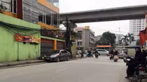 Vi phạm Luật giao thông, rút dao đâm Cảnh sát