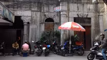 Kì lạ lăng mộ cổ giữa lòng Hà Nội từng là nơi ở của nhiều hộ dân