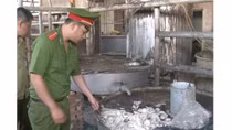 Thu giữ hơn 3 tấn mỡ bẩn