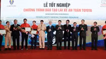 Thứ trưởng Bùi Văn Thành dự lễ tốt nghiệp đào tạo lái xe an toàn cho 8 giảng viên nòng cốt
