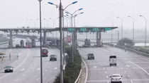 Xe sử dụng thẻ “ưu tiên” giả để trốn phí trên cao tốc Cầu Giẽ-Ninh Bình 