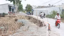 Sạt lở, sụt lún nghiêm trọng ở U Minh Thượng