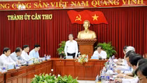 Thường trực Ban Bí thư Đinh Thế Huynh làm việc tại TP Cần Thơ