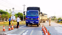 Vẫn còn trên 5 nghìn xe quá tải vi phạm trong tháng 4