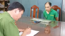 3 anh em họ bị bắt cùng 5 bánh heroin