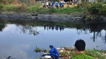 Kinh hoàng phát hiện thi thể không đầu nổi trên kênh