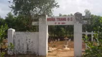 Nghĩa trang vô danh và tấm lòng người ở lại