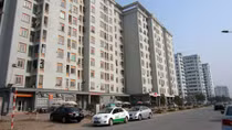Giữa Hà Nội: Hàng ngàn người “ung dung” đến ở dù chưa có quyết định giao nhà