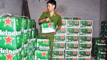 Phát hiện 2 kho hàng lậu trị giá trên 400 triệu đồng