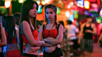 Phá đường dây mại dâm vị thành niên chuyên phục vụ khách hàng đặc biệt