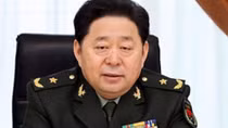 Mua 'ghế quan' ngày càng đắt đỏ
