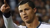 Ronaldo ức chế, Ancelotti hạ nhiệt 