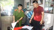 Bắt vụ làm giả con dấu, tài liệu với số lượng lớn