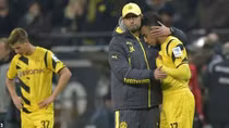 Dortmund rơi xuống đáy BXH sau trận thua 0-2 trước Frankfurt