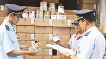 Cảnh cáo, điều chuyển công tác 5 công chức Hải quan cửa khẩu La Lay
