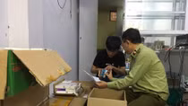 Phát hiện gần 1.600 máy hút thuốc lá điện tử