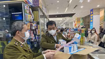 Gia tăng hiện tượng gom hàng, tăng giá sản phẩm y tế phòng virus Corona