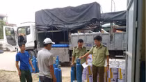 Tạm giữ gần 500 kg khí cười trong lô hàng 750 triệu 