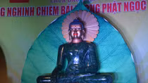 Chiêm bái Phật Ngọc hòa bình Thế giới tại chùa Dâu 