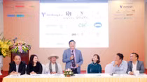 Duyên dáng Việt Nam gộp 2 suất diễn làm 1 vào phút chót 