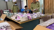 Phát hiện cơ sở phân phối thuốc kháng sinh “trôi nổi”