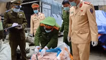 “Chặn” kịp thời 3,3 tấn nầm lợn đã lên nấm mốc 