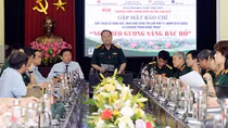 Tiếp tục nhân rộng những tấm gương bình dị mà cao quý 