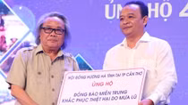 Người dân Cần Thơ góp gần 15 tỷ đồng hỗ trợ đồng bào miền Trung