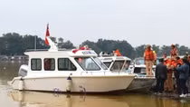Bộ Công an bàn giao ca nô công suất lớn cho Công an Thừa Thiên Huế