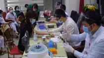 Hơn 100 thầy thuốc công an hiến máu cứu người