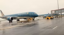 Bên trong những máy bay Vietnam Airlines về từ tâm dịch châu Âu