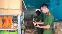 Trên 1.000 nguyên liệu pha chế trà sữa không nguồn gốc trong kho hàng