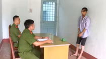 Mâu thuẫn tình cảm, dùng súng AK bắn gục bạn gái